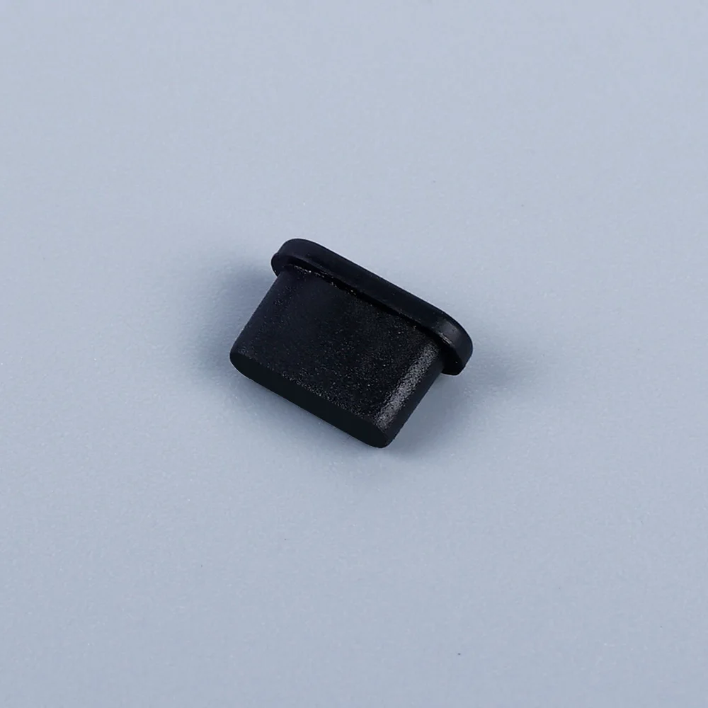 Universal Soft USB-C Port Cover with Easy Grip Dustproof Plugs