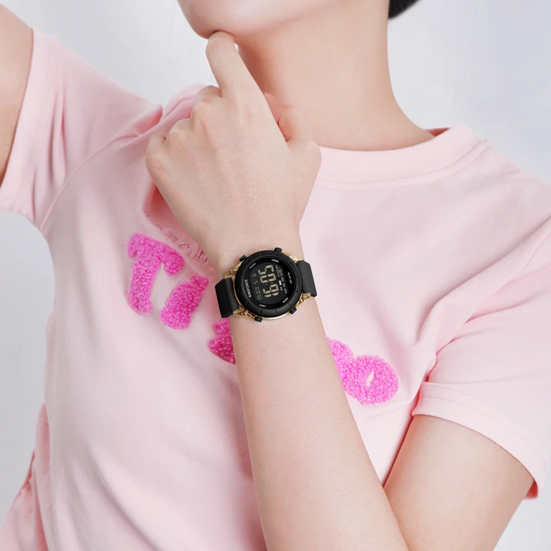 2024 New NAVIFORCE Brand Watches for Women LCD Digital Business 5ATM Water Resistant Clock Silicone Strap Electronic Wristwatch 3