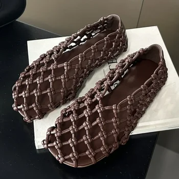 Luxury Brand Designer Flat Sandals for Women Fashion Woven Hollow Loafers Summer 2025 Comfort Beach Casual Shoe Zapatos De Mujer 1