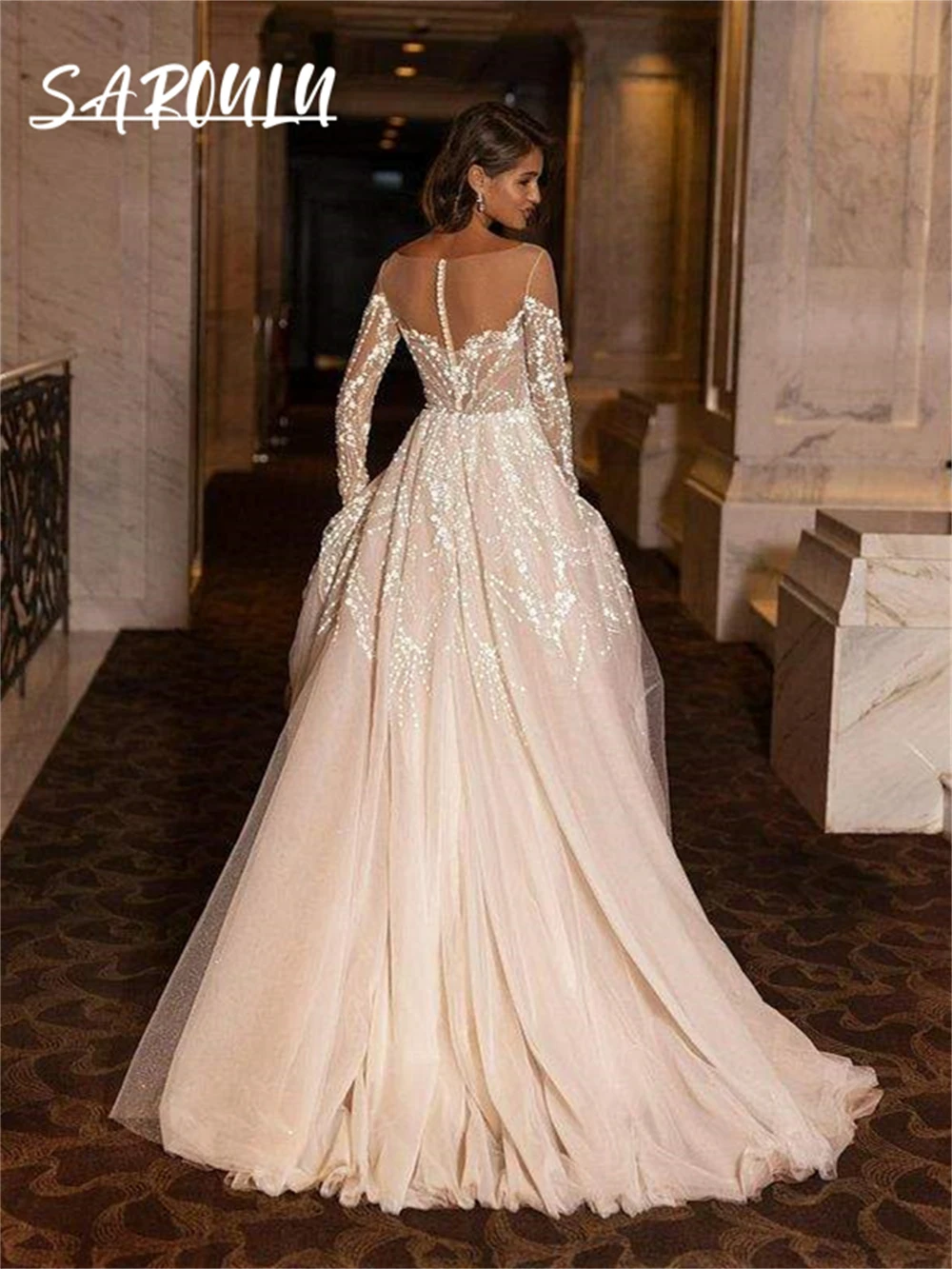 Рисунок 2 - Женское вечернее платье с кружевной