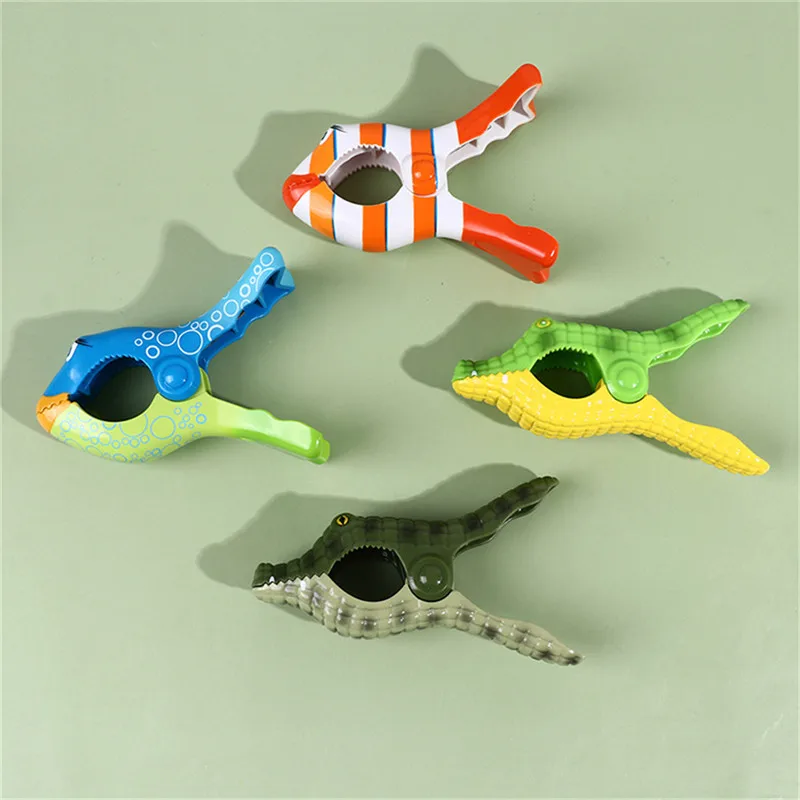 1PCS Plastic Animal Fish, Crocodile Slippers Towel Wind Clips Sun Lounger Beach Sunbed Cute Pegs Pool Towel Clips Clothespin 3