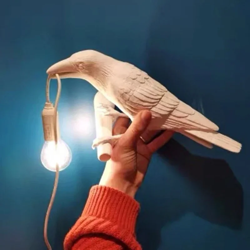 Lucky Bird Table Lamp Creative Gothic Style Wall Lamp Resin Animal Lights Bedroom Bedside Living Room Lively Home Decor Lighting 4