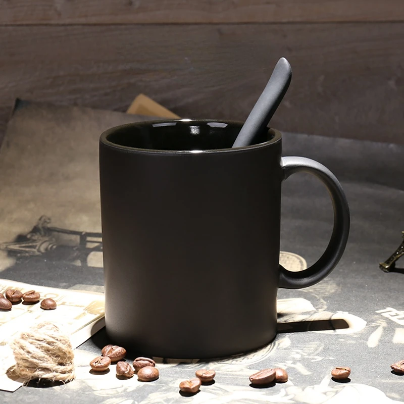 

420ML European Premium Ceramic Black Matte Large Capacity Mark Cup Creative Simple Frosted Coffee Cup with Spoon Water Cup