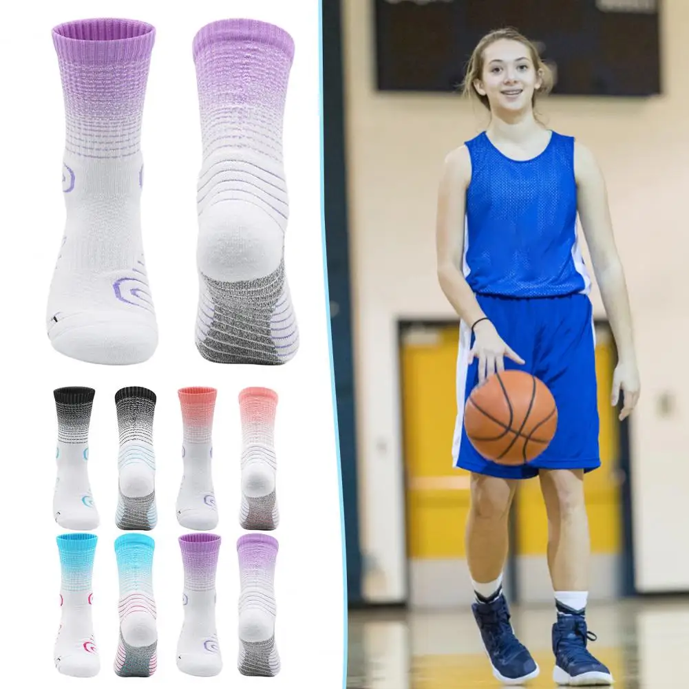 

Anti-slip 1 Pair Functional Sports Basketball Mid-rise Socks Polyester Mid Tube Socks High Breathability for Fitness