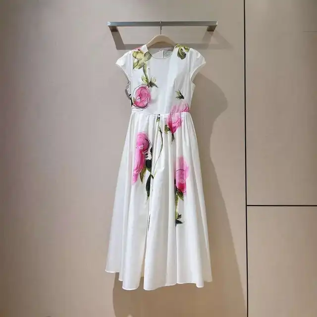 Abiti lunghi bianchi floreali eleganti Abito longuette in raso da sera con maniche corte stampato a maniche corte per le vacanze estive da donna 2