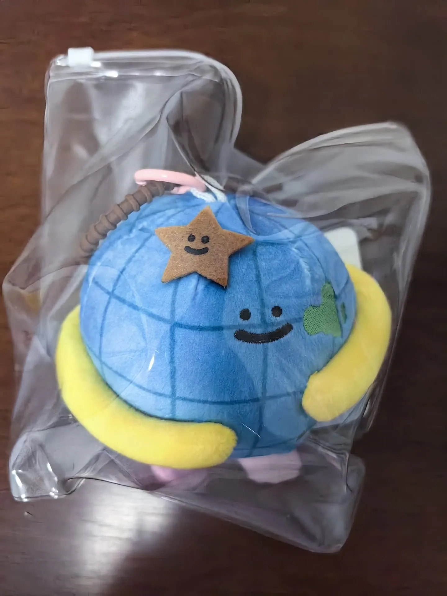 2025 신규 입고 공식 태국 스타 Earthmix 브리지 풍선 키체인 11cm Mr.Saturnworld 키체인