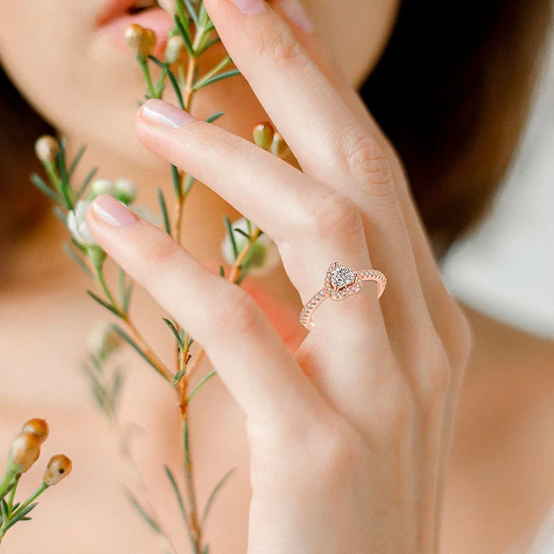 La Menars 925 Sterling Silver Women Ring Bright Love Dazzling Shiny Heart Shape Ring Crystal for Wedding Engagement Jewelry