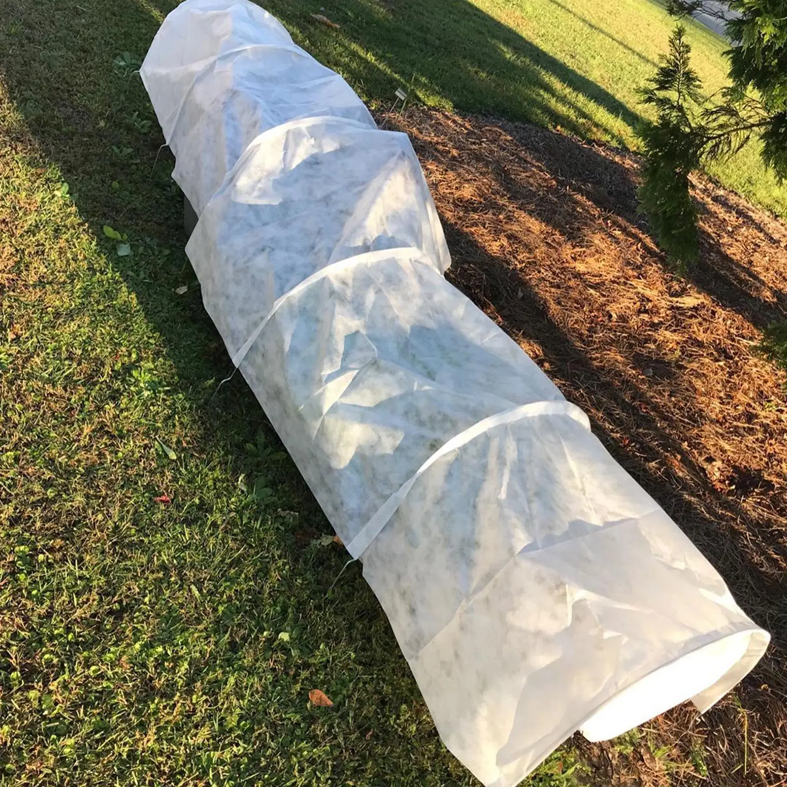 Mini drivhustunnel hageklokke tunneldeksel allsidig drivhus bøyle plantedeksel for hagearbeid frukt utendørs blomster Mini Greenhouse Tunnel Garden Cloche Tunnel Cover Versatile Green Houses Hoop Plant Cover for Gardening Fruit Outside Flowers