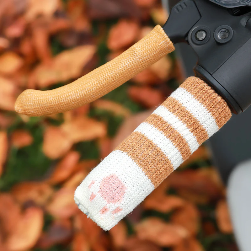 

Electric Vehicle Grip Cover Anti Slip Handlebar Comfort Grip Cover Plush Cover Motorcycle Handlebar Sleeves Cover Waterproof