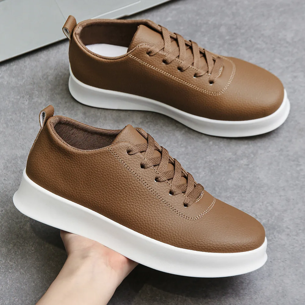 Fashion Black Casual Shoes for Men Outdoor Comfortable Men Sneakers Non-slip Walking Shoes Designer Lace-Up Men Sport Shoes