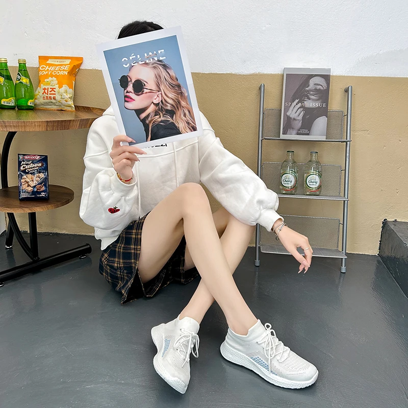 New Running Shoes Ladies Breathable Sneakers Summer Light Mesh Air Cushion Women'S Sports Shoes Outdoor Lace Up Training Shoes