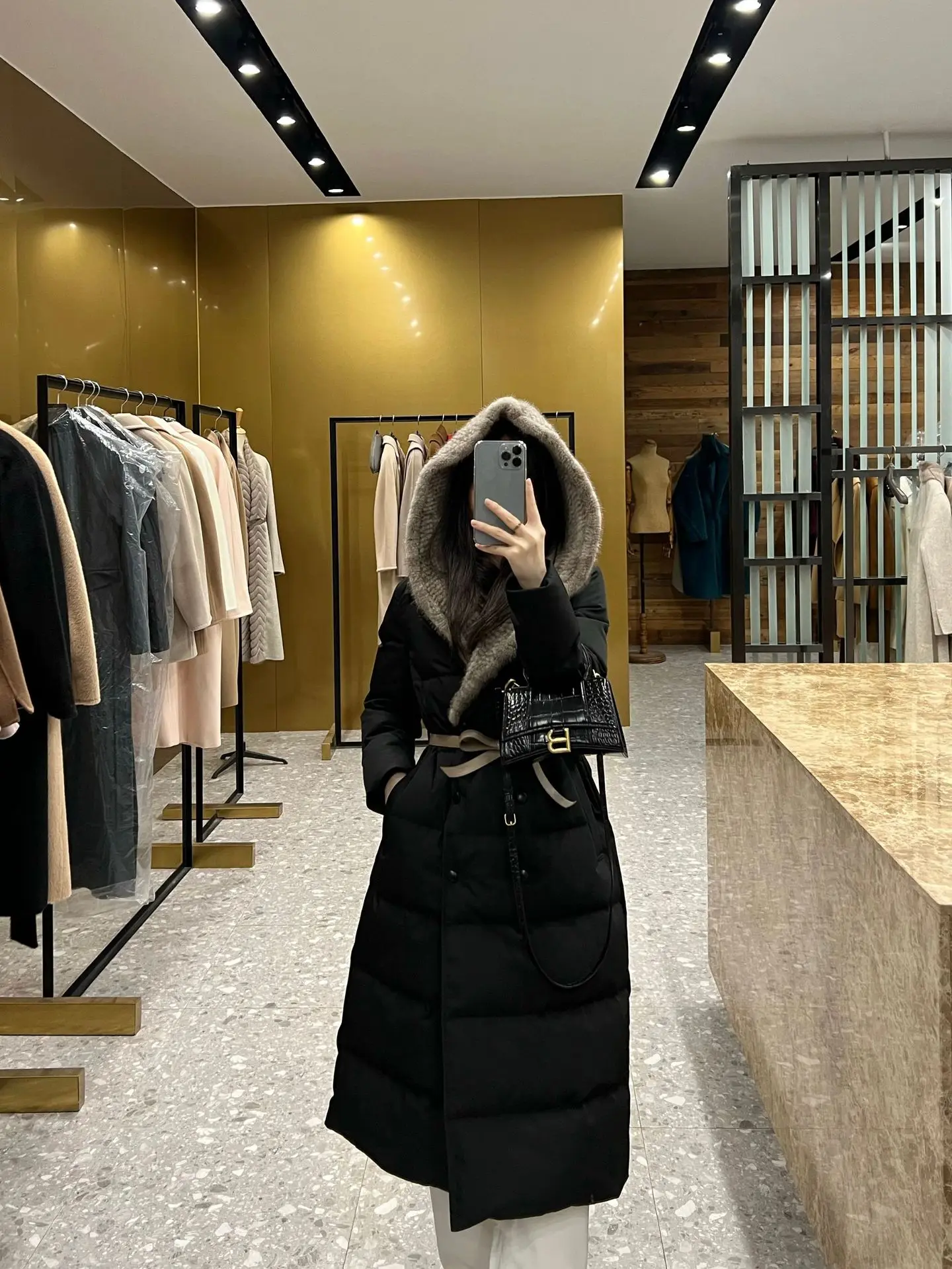 ��������Ƽ ���޽����� ȭ��Ʈ �����ٿ� �������� ��Ʈ ������ ����Ŀ�� ��ġ��ũ ��ũ����