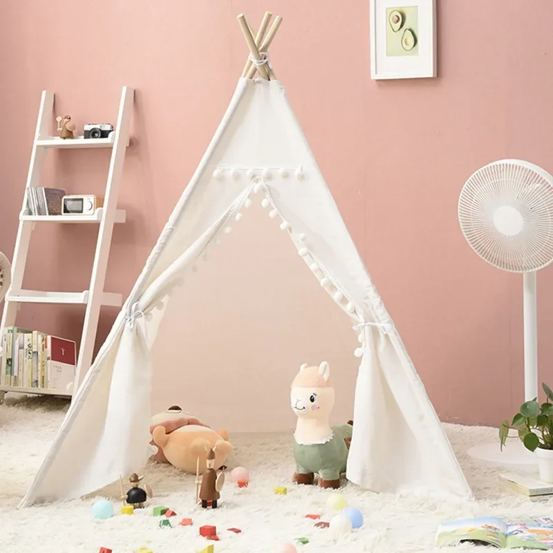 Portable Kids Tent Teepee Tent For Children Tipi Infantil House For Girl Cabana Boy Tents Decoration Carpet LED Lights 4