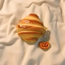 3D Croissant Case Protective Earphone Cover - AirPods pro (With a pendant)
