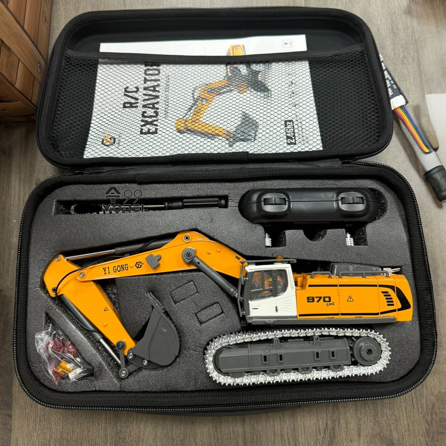 970 RC Mini Excavator 1/50 Scale Electric Excavator