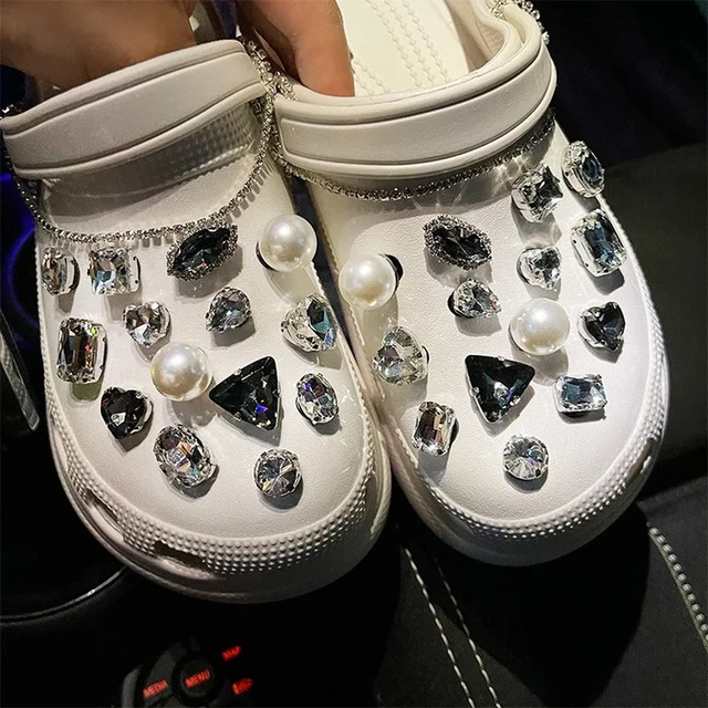 Trendy Rhinestone Croc Charms Designer DIY Quality Women Shoes Charms for JIBS Anime Chain Clogs Buckle Kids boys girls Gifts style 32 ( 31pcs )