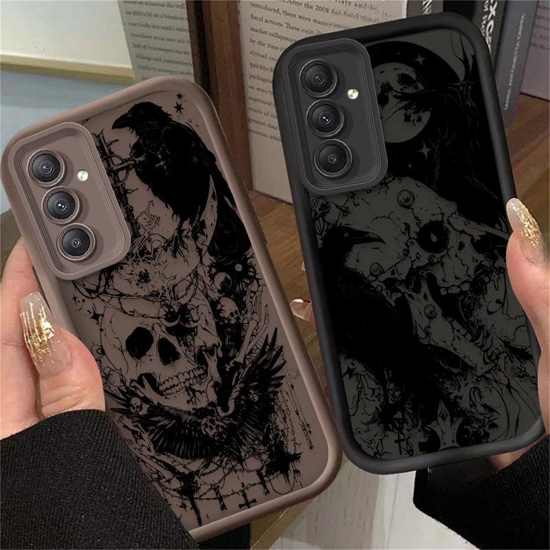 Skeleton Crow Design Phone Case - Stylish and Durable Protective Cover