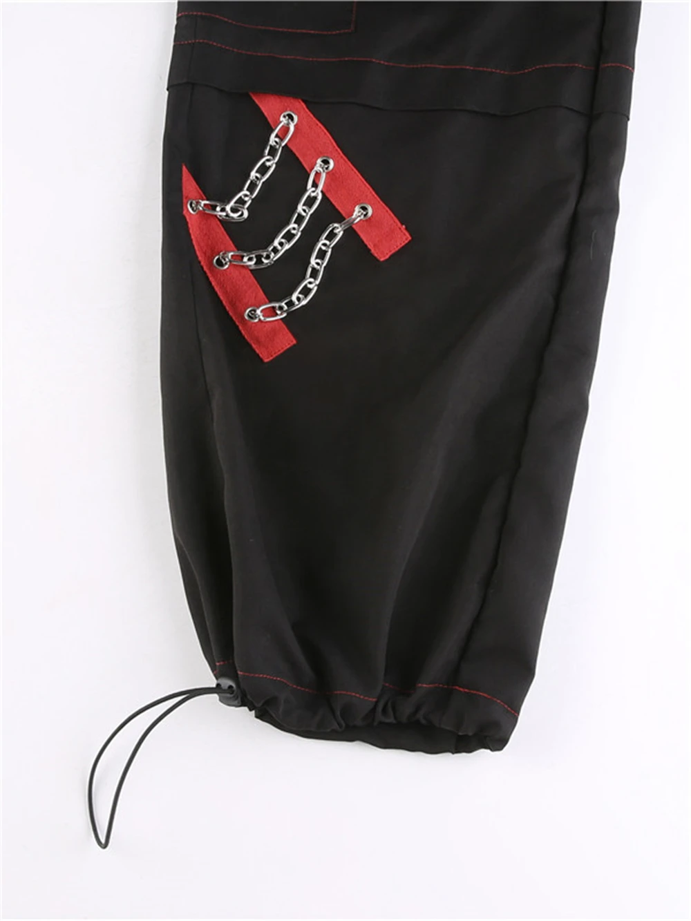 Рисунок 6 - Широкие брюки-карго унисекс в стиле кибер-панк