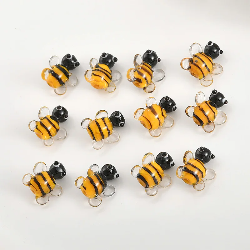 2pcs 15mm Little bee Lampwork Glass Beads Cute Cartoon Animal