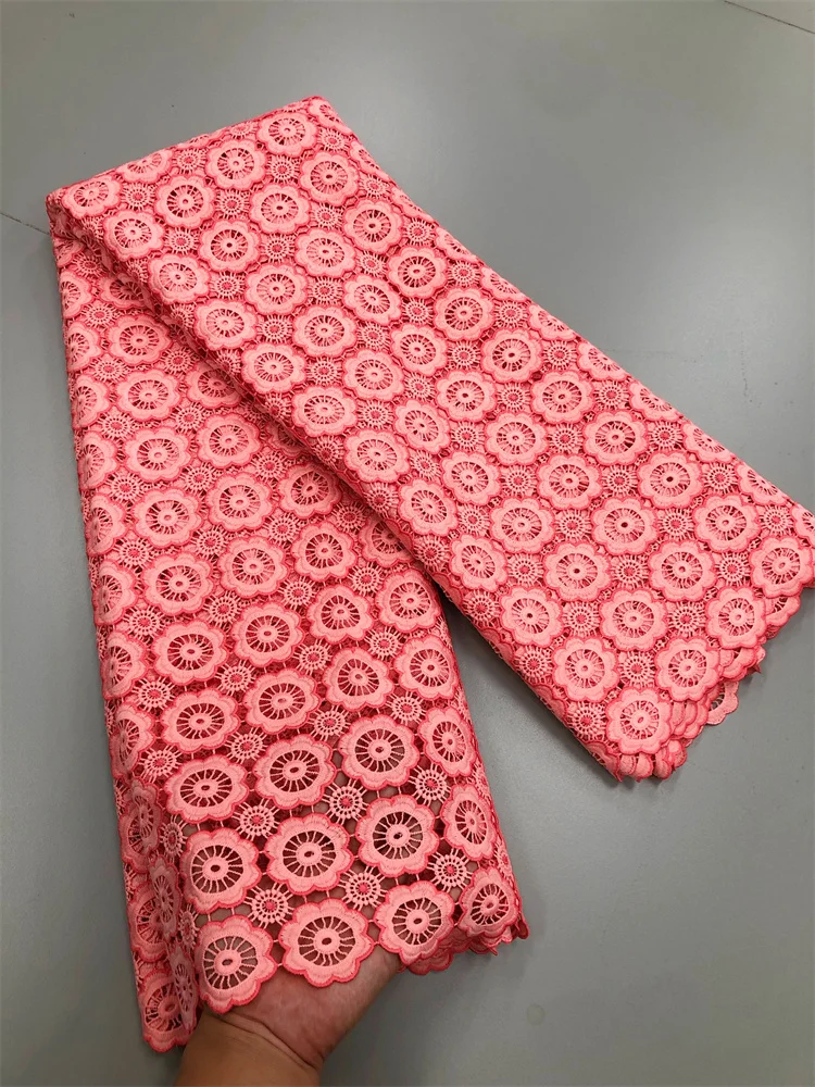 Neuer Stil Afrika Spitzenstoff 2026 Hochwertige Spitze Wasserlösliche Bestickte Modische Weiche Spitze 5 Yards – Detail 7