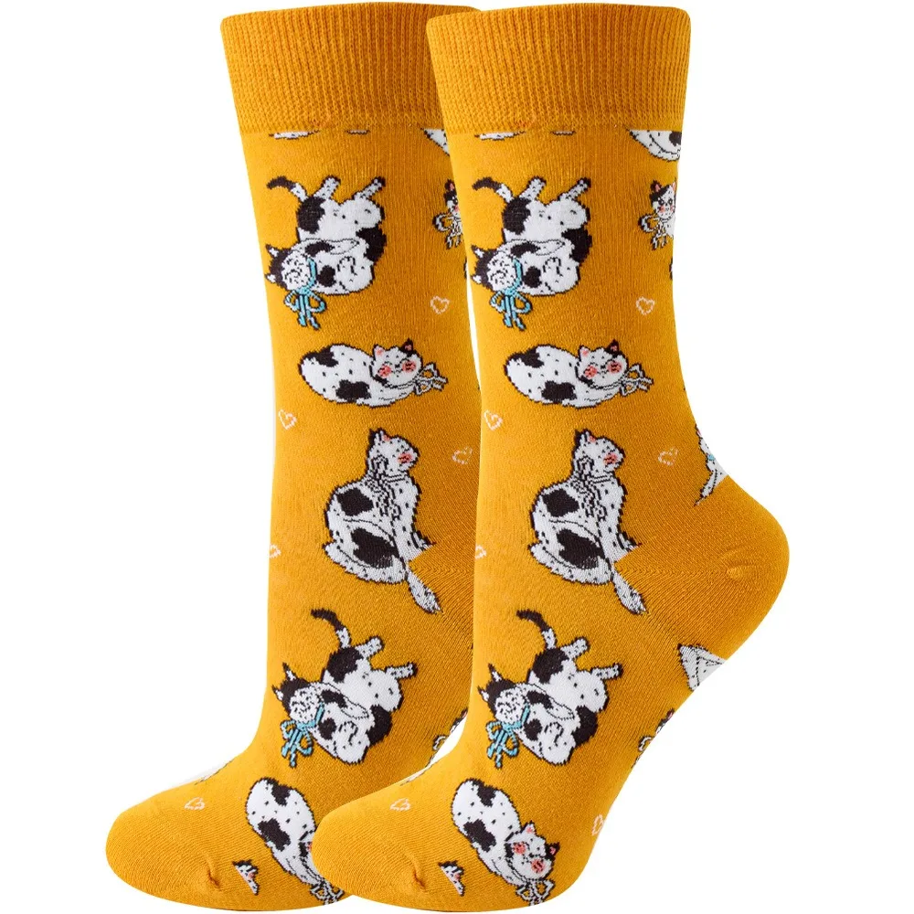 Vibrant Happy Socks - Colorful & Playful Animal Cartoon Design