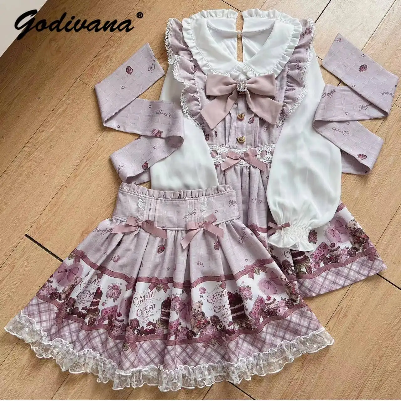 

Spring Summer 2024 Japanese Sweet Bow Doll Collar Strawberry Cake Bear Printed Dress Mass Production Skirt Suit Lolita Outfits