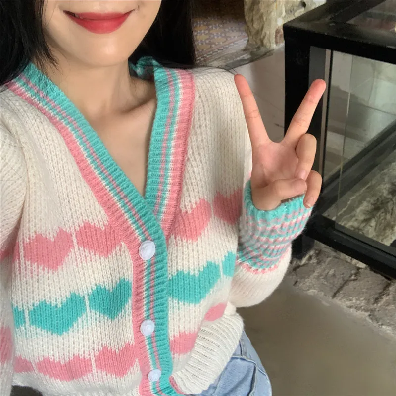 

Korean Sweaters Preppy Style Sweet Kawaii V-Neck Heart-shaped Harajuku Y2k Winter Full Sleeve Knitting Pullover Sweater kawaii