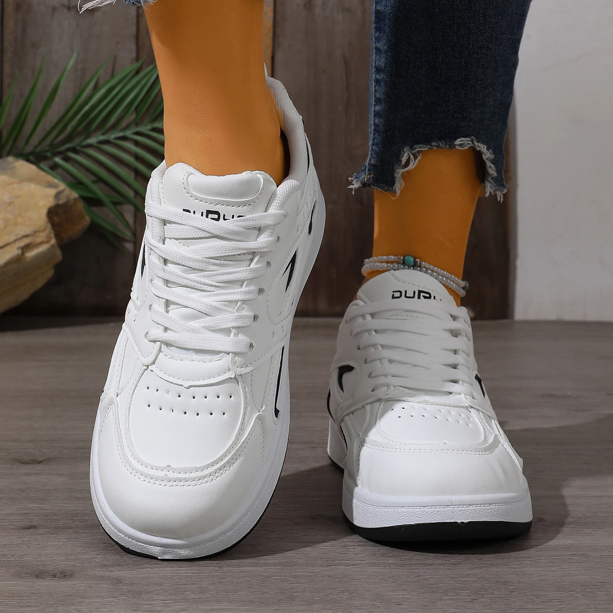 Spring/Autumn Elegant Round Head Strap Running Sports and Leisure Shoes Fashionable Hot Selling New Comfortable Women's Shoes