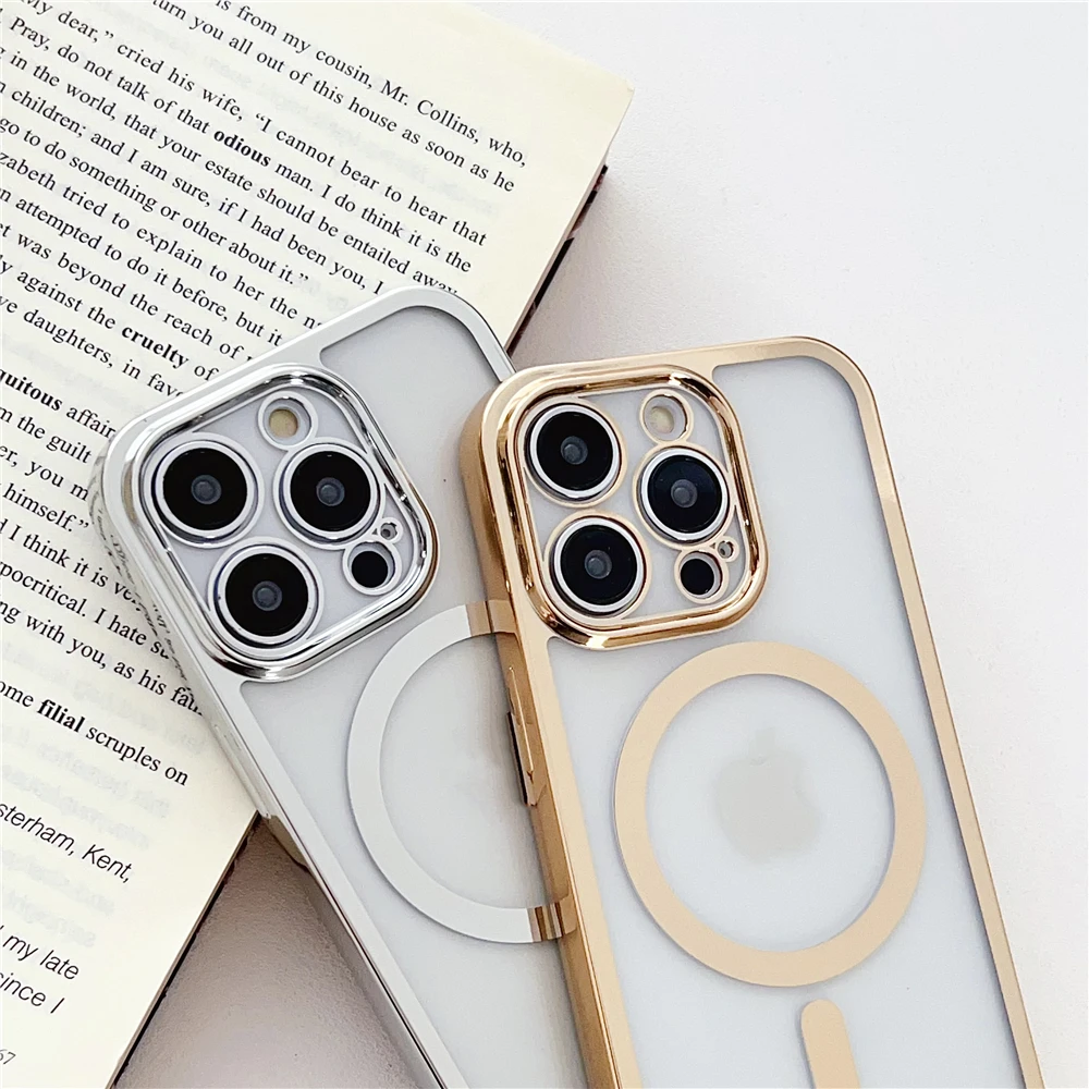 Elegant Magnetic Crossbody Lanyard with Plated Clear Wireless Charging Cover
