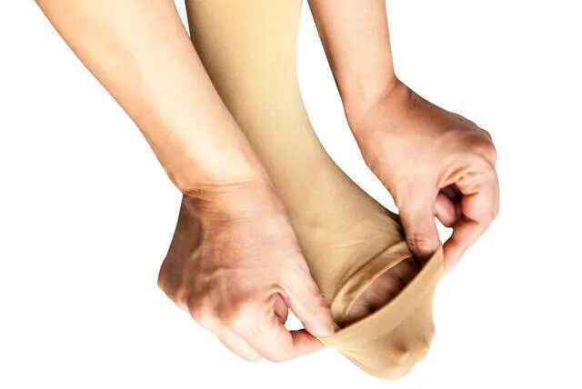 IQRAH Practical Hajj Umrah Abdest Socks-Cream