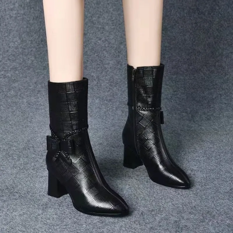 Boots woman winter 2023 Women's Boots Fashion Mid-tube Mother Boots Leather Pointed Platform Boots British Style Riding Boots