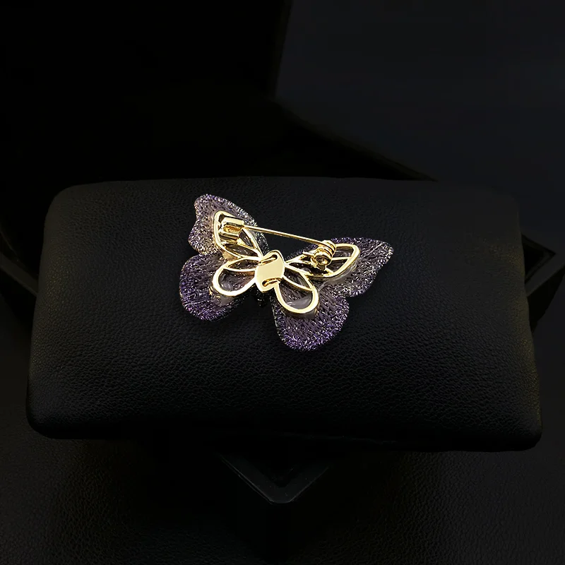 1795 Metal Crocheted Handmade Embroidered Fabric Butterfly Brooch Women's Luxury Elegant Insect Pin Suit Corsage Vintage Jewelry