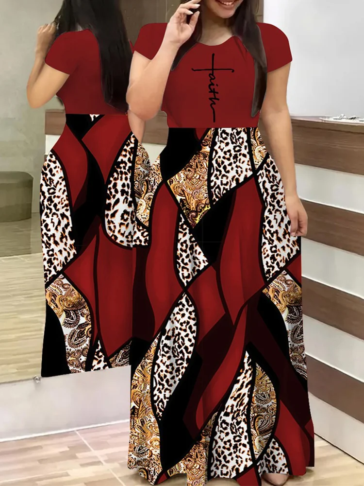 Plus Size Contrast Floral Print Round Neck Maxi Dress