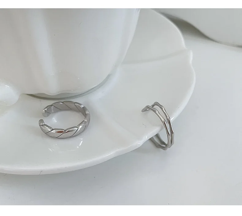 

S925 Sterling Silver Bamboo Knot Open Index Finger Ring with Female Minority Design Versatile Thai Silver Plain Ring DR37