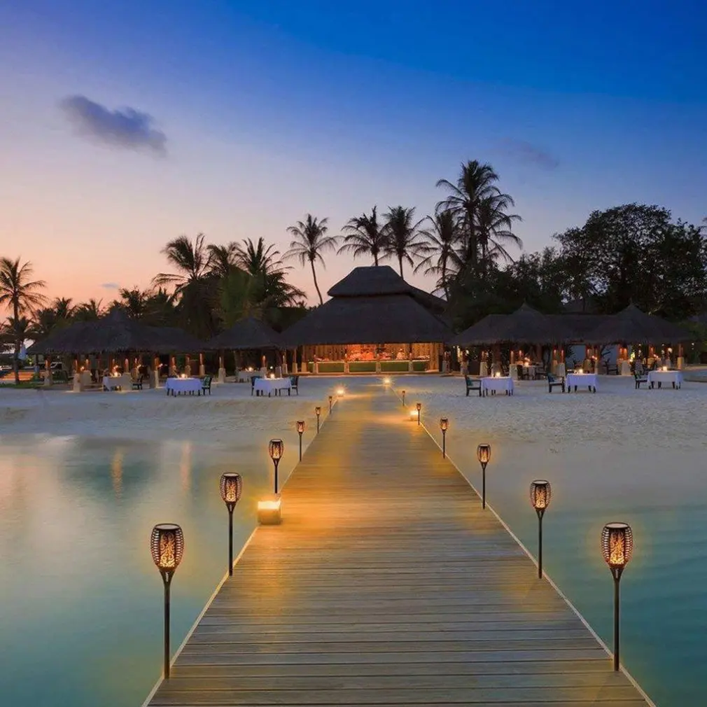 Рисунок 2 - 12 светодиодных ламп с эффектом