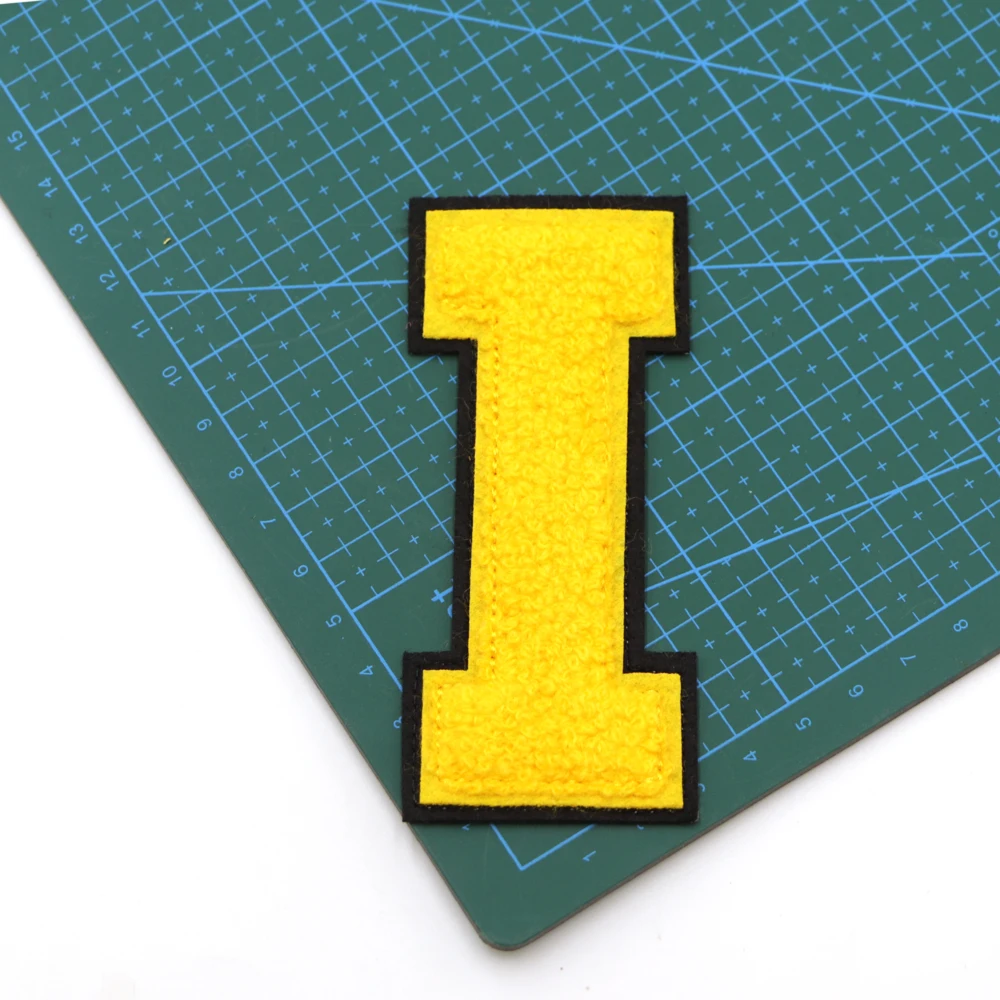 1PC 108MM Gelbe Buchstaben Chenille Gestickte Eisen Auf Patch Applique Diy Name Abzeichen A-Z Patches Für kind Kleidung Tasche Zubehör – Detail 11