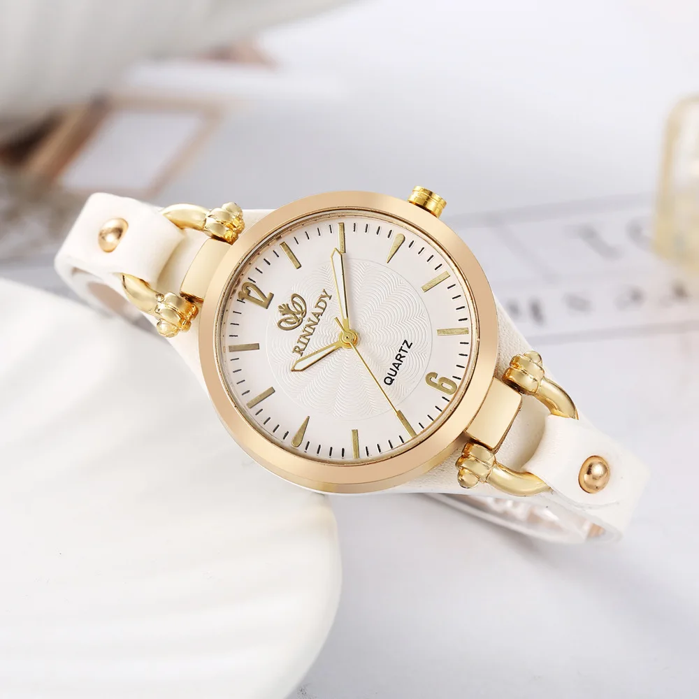 Fashion Women Casual Watches Round Dial Rivet PU Leather Strap Wristwatch Ladies Analog Quartz Watch Gifts Accessories