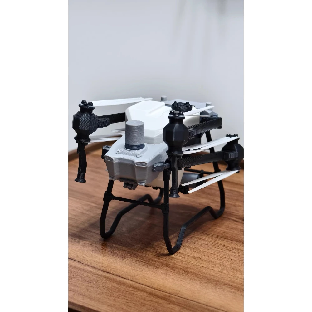 Vue rapprochée de la caméra du Drone Professionnel FC100 Gris Clair