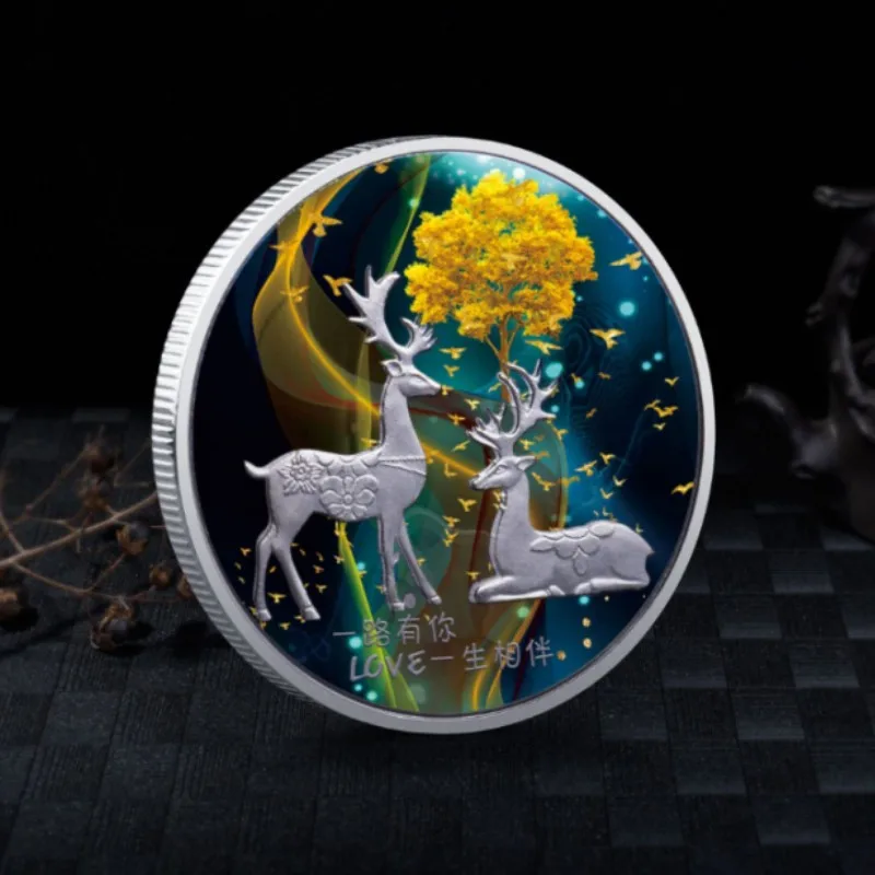 

LOVE commemorative coin Metal medal Painted gold-plated badge wedding gifts Anniversary coins Valentine's Day gift