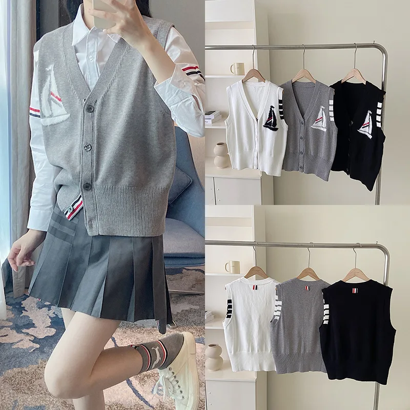 

High Quality Korean Style 2023 Autumn/Winter TB Cuff Four Bar Sailboat Pattern V-Neck Sleeveless Knit Vest Cardigan Top