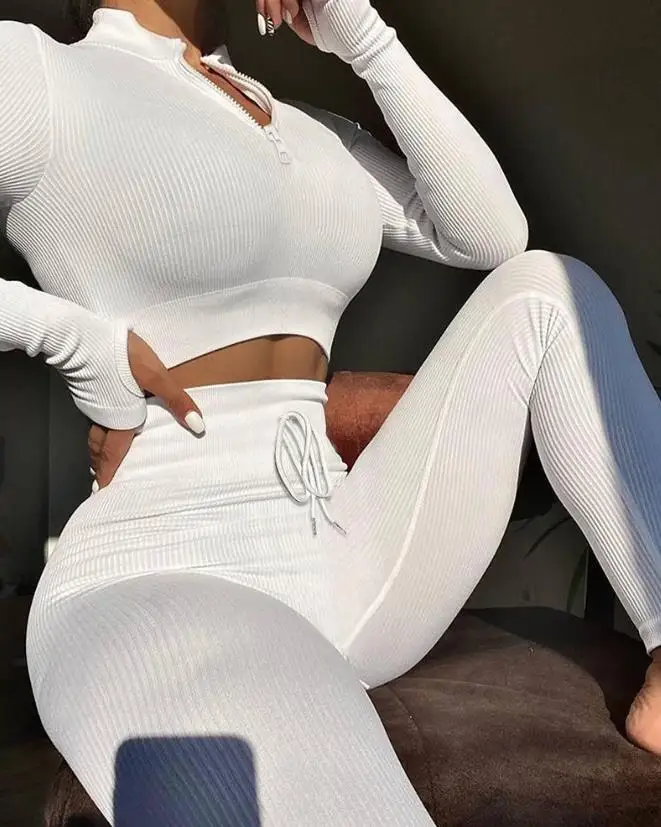 Рисунок 2 - Женский комплект из 2 предметов