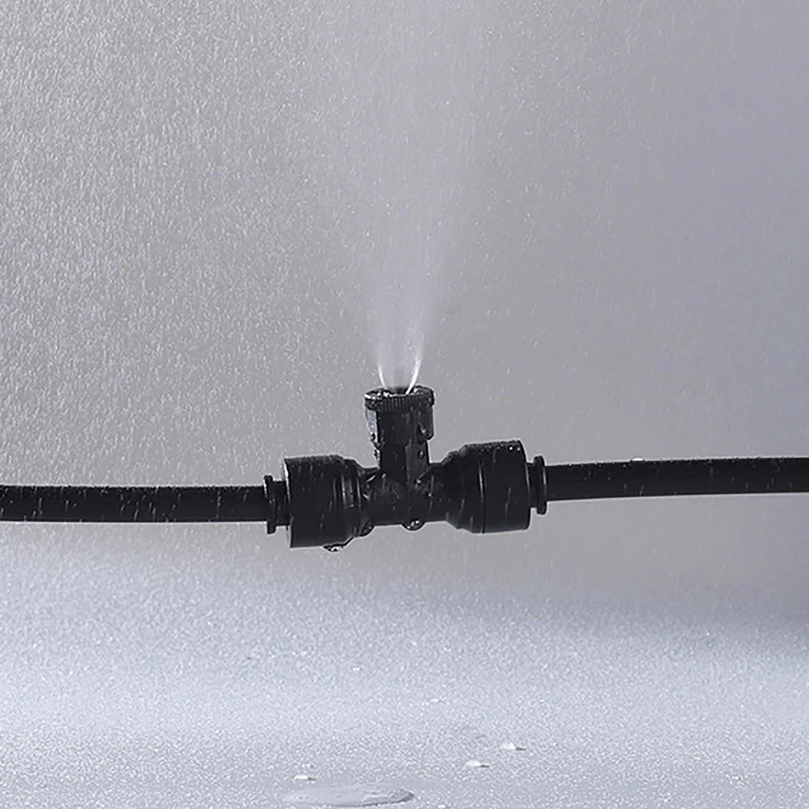 10Pcs Black Atomizing Fog Nozzle 0.3mm 0.5mm Low-pressure Sprayer Nozzle Patio Cooling Garden Irrigation Humidify Dust Reduction