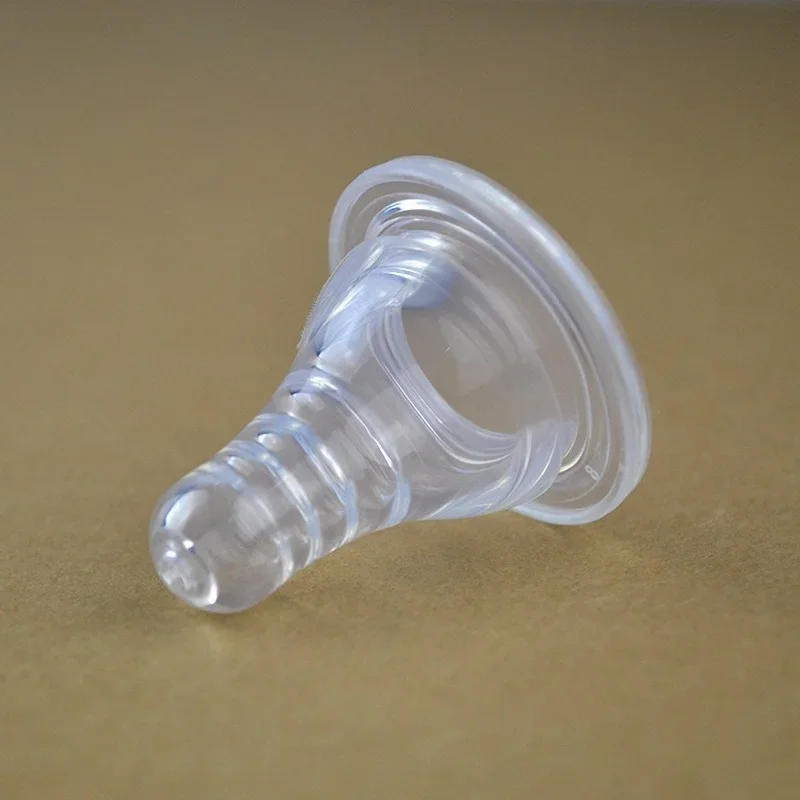 Silicone Pacifier Silicone Nipple Shield Natural Flexible Soft Silicone Pacifier Nipple Replacement Feeding Milk Bottle Standard Size
