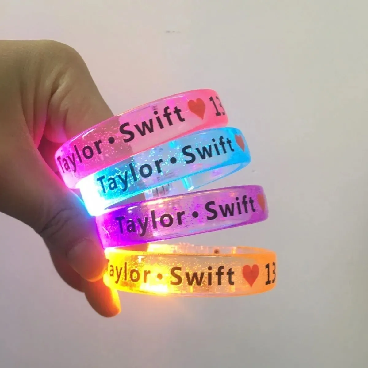 4 Braccialetti Luminosi LED Per Bambini E Adulti – Regolabili, 3 Modalità Di Luce (fissa/lenta/veloce) Per Jogging, Bicicletta, Passeggiate E Feste - 4