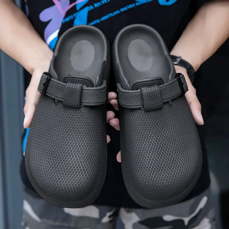 

Men's Home Simple Wear Fashionable Design Buckle All-Match Outdoor Street Windproof slipper sandals