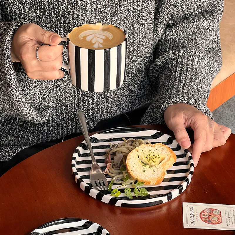 Snack Bowl Drink Cup Ceramic Coffee Cup And Saucer Set Hand-painted Striped Retro Water Cup Breakfast Afternoon Tea And Saucer