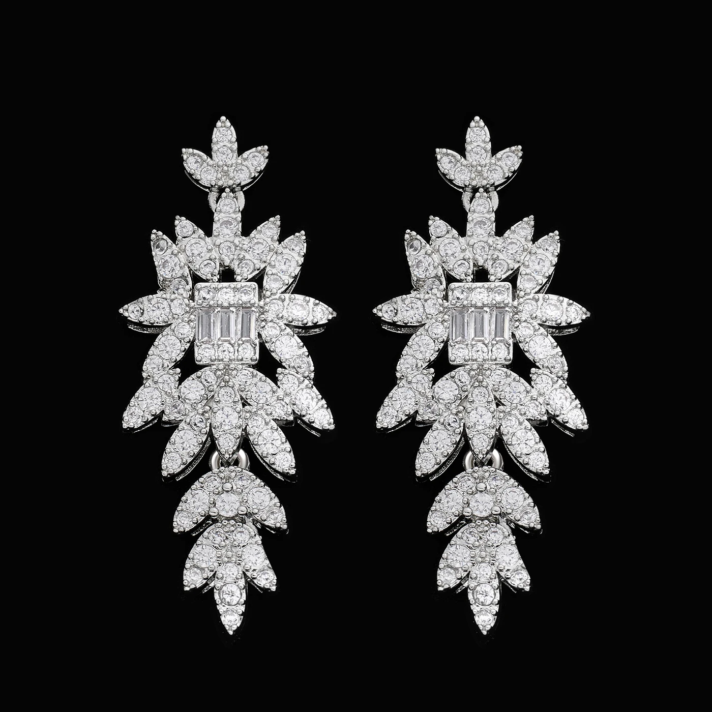 2023 Exquisite 4-piece Bridal Zirconia Full Set Women's Party Jewelry Set, Deluxe Dubai Nigeria CZ Crystal Wedding Jewelry Set