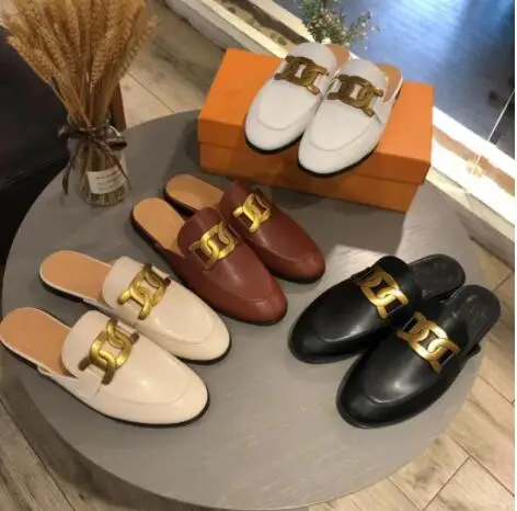 

Men Catena chain-link leather slippers gold-tone golden chains across round toes slight heel smooth leather flat Muller Loafers