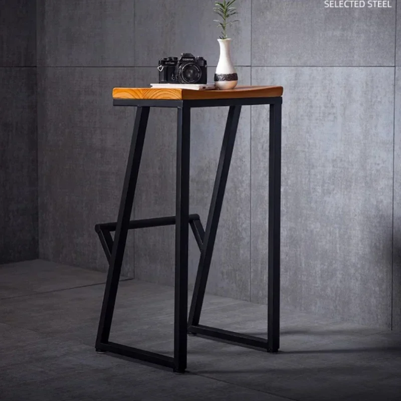 Minimalist High Foot Iron Bar Chair, Solid Wood Seating, Counter Seats, Stable Load-Bearing Restaurant Furniture, Kitchen Stools