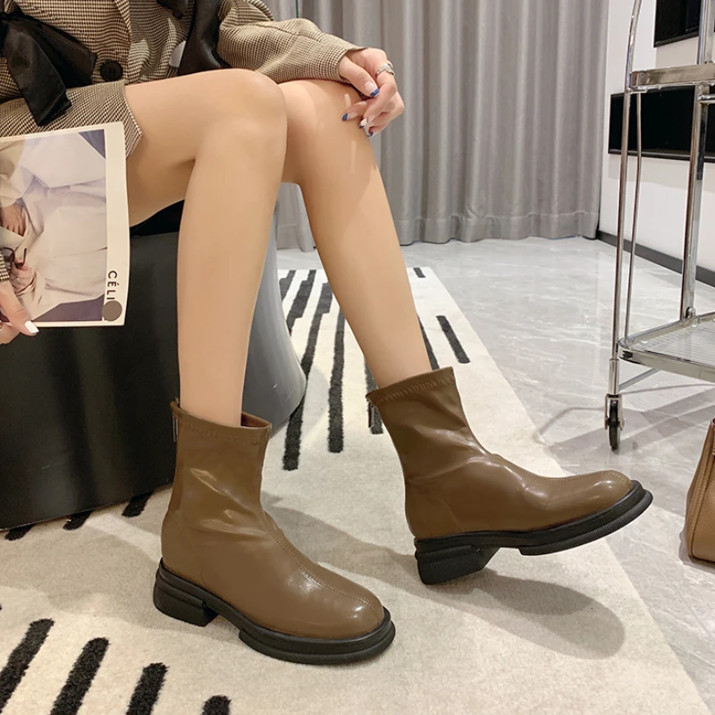 

2022 New Leather Casual Chunky Heel Women Waterproof Shorts Fashion Women's Shoes Black Brown Back Zipper Botines De Mujer